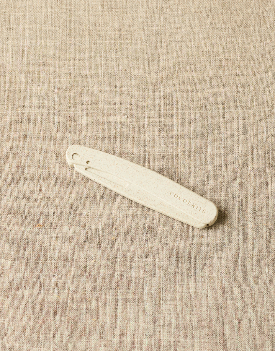 Coco Knits - Fuzz Off Comb