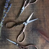 Floral Tear Drop Scissors